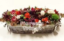 Centrotavola personalizzato rettangolare del fiorista tondo con fiori freschi di stagione