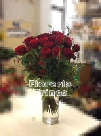 Foto Mazzo di rose rosse a gambo lungo.