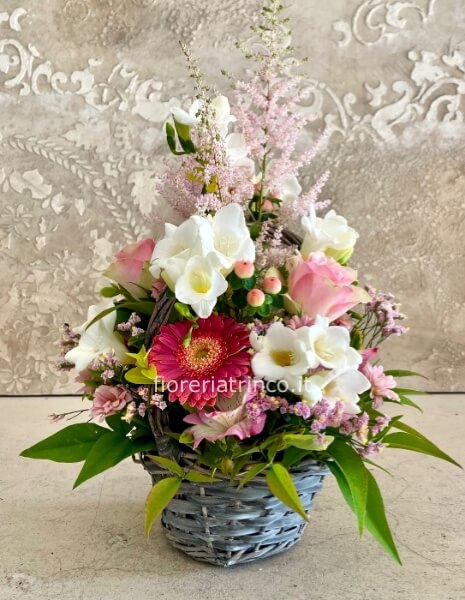 Cesto fiorito colore rosa